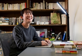 ギフテッドの子どもの支援に取り組む土居綾美さん＝神戸市灘区鶴甲３、神戸大大学院人間発達環境学研究科