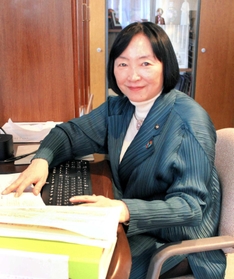 「ＡＩを使えば各地で地域特有の健康リスクを導き出すことが可能」と話す兵庫県立大学の坂下玲子副学長＝明石市北王子町、兵庫県立大学看護キャンパス