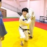 視覚障害者柔道のインド代表コーチを務める長尾宗馬さん＝インド北部ラクナウ（長尾さん提供）