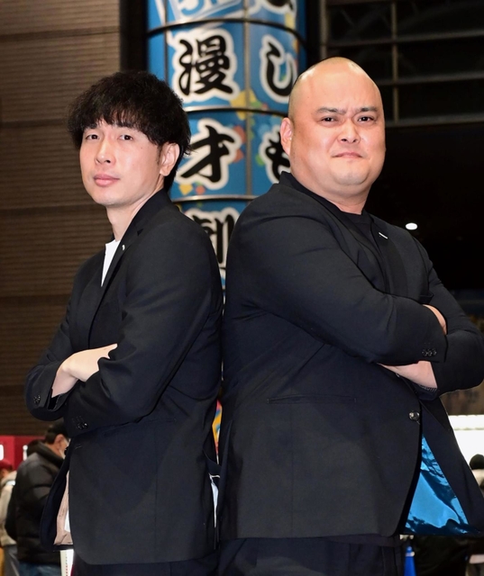 新型コロナウイルス禍による自粛期間は、芸を見つめ直す時間になったと話す「モンスーン」の小山英機（左）とＴ＠ＴＳＵ＝大阪市中央区