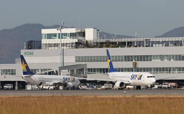 国際線の就航に向け、神戸市が空港施設の再整備に乗り出す神戸空港＝神戸市中央区