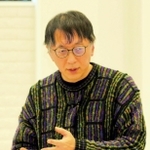 襲撃事件の状況や心境について語った宮台真司さん＝４日午後、神戸市中央区加納町２