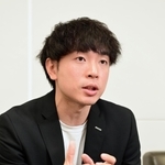漫才コンビ「モンスーン」の小山英機＝大阪市中央区
