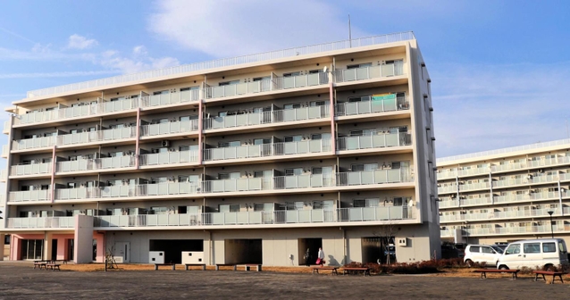 真新しい集合住宅が並ぶ閖上中央第一団地＝宮城県名取市閖上中央１