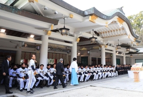 ４年ぶりに全選手がそろって行われた阪神タイガースの必勝祈願祭＝２日午前、西宮市社家町、西宮神社