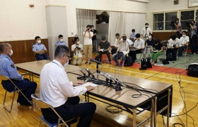 ２０１０年に神戸市北区で起きた高校２年の男子生徒刺殺事件で、容疑者の逮捕を発表する兵庫県警捜査本部の会見＝２１年８月、神戸北署