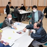 兵庫県豊岡市の小野地区コミュニティセンターでの出前講座の様子＝同市出石町袴狭