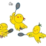 バドミントンを楽しむ（左から）ぷくタン、はばタン、ぱなタン