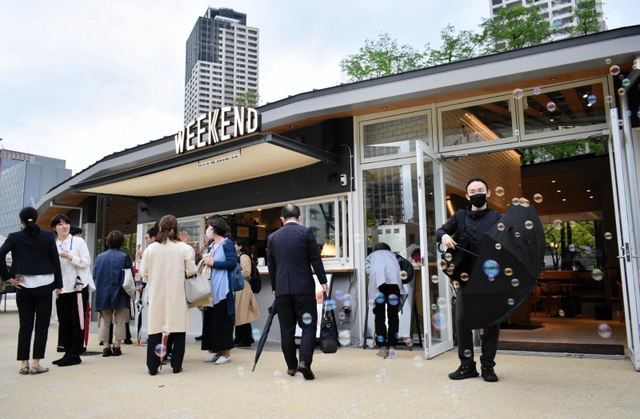 カフェレストランもにぎわった＝神戸市中央区加納町６