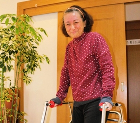 ２０２３年４月、４８歳になった鈴木順子さん＝兵庫県西宮市