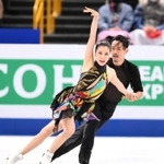 ３月の世界選手権アイスダンスで高橋大輔さんと息の合った演技を見せる村元哉中さん＝さいたま市中央区、さいたまスーパーアリーナ