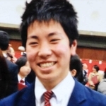 ２０１５年３月に尼崎市内の踏切に侵入し亡くなった山内美輝さん＝２０１４年３月、中学校卒業式で撮影