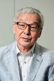 亡くなった淳くんや神戸家裁の記録廃棄などについて、思いを語る土師守さん＝神戸新聞社