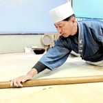 十割そばの技を継ぐ本田忠寛さん＝豊岡市但東町赤花