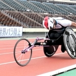来年５月に開催される世界パラ陸上競技選手権大会のテスト大会として開かれた、日本パラ陸上競技選手権大会。組織委は本番に向け集客にも力を入れる＝４月３０日、ユニバー記念競技場