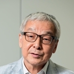 神戸新聞の取材に思いを語る土師守さん＝１６日午後、神戸市中央区