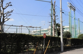 今年３月、男子高校生が教員を切りつける事件が起きた埼玉県内の中学校。神戸連続児童殺傷事件を思い起こす内容も指摘されたが、神戸の事件記録は既に廃棄されている