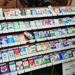 全国の給食牛乳パックが一堂に会したＪミルクのイベント（Ｊミルク提供）