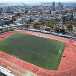 再整備計画で関西学院大学が優先交渉権者に決まった王子スタジアム＝２０２２年４月、神戸市灘区