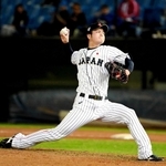 プレミア１２では日本代表として好投し、初優勝に貢献したソフトバンクの甲斐野央投手＝台湾・桃園国際野球場