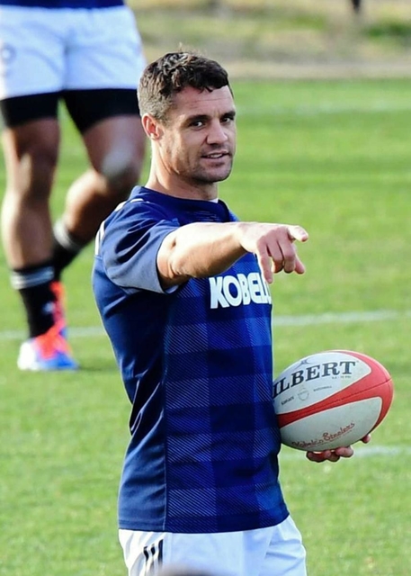 今季も司令塔として期待が集まるカーター＝神戸市東灘区、神鋼灘浜グラウンド（撮影・中西幸大）