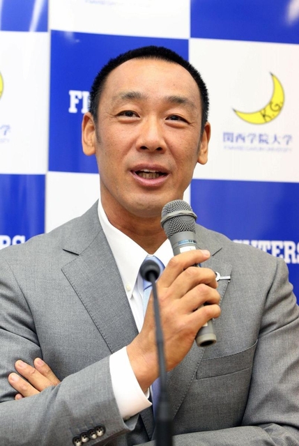 関学大アメリカンフットボール部の新監督に就任した大村和輝アシスタントヘッドコーチ＝西宮市上ケ原一番町、関学大西宮上ケ原キャンパス（撮影・辰巳直之）