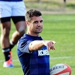 今季も司令塔として期待が集まるカーター＝神戸市東灘区、神鋼灘浜グラウンド（撮影・中西幸大）