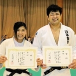 兵庫勢で最上位だった男子覇者の小川竜昂（右）と女子準優勝の荒木穂乃佳