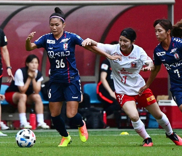 ＩＮＡＣ神戸-浦和　４年ぶりにＩＮＡＣ神戸に復帰した川澄奈穂美＝ノエビアスタジアム神戸（撮影・秋山亮太）