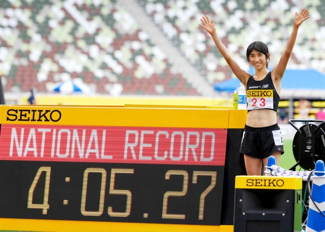女子１５００メートルで１４年ぶりに日本記録を更新した田中希実＝東京・国立競技場