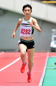 兵庫陸上競技選手権女子８００メートル　２分４秒６６の兵庫新記録で優勝した田中希実（２０２０年７月撮影）