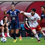 ＩＮＡＣ神戸-浦和　４年ぶりにＩＮＡＣ神戸に復帰した川澄奈穂美＝ノエビアスタジアム神戸（撮影・秋山亮太）