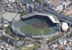 阪神甲子園球場＝２０２０年８月、西宮市