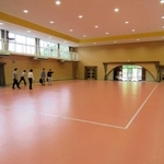 シッティングバレー女子日本代表の練習拠点に決まった書写養護学校の屋内運動場＝姫路市書写台３（姫路市提供）