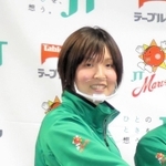 大相撲で初優勝した正代と同級生、バレー日本代表でＪＴの芥川愛加。「もう一度頂点に立ちたい」とＶリーグ２連覇を誓う＝大阪市北区
