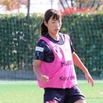 なでしこリーグ通算２００試合出場を達成したＩＮＡＣ神戸の中島