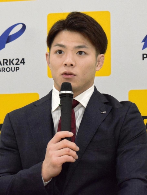 東京五輪代表決定から一夜明け、喜びを語る阿部一二三＝１４日午後、東京都内（パーク２４提供）