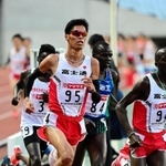 男子５０００メートル決勝　13分18秒49で初優勝を飾った坂東悠汰（９５）＝撮影・中西幸大