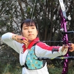 アーチェリーでＵー２０日本代表に選ばれた甲南女大の山中乃絵留＝神戸市東灘区の甲南女大