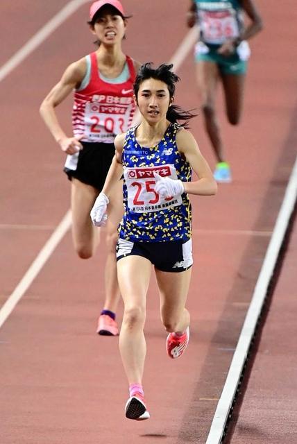 昨年の日本選手権女子５０００メートルで初優勝し、東京五輪代表の座を手にした田中希実＝ヤンマースタジアム長居