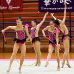 新体操女子団体　息の合った演技で優勝を果たした日ノ本＝兵庫県立総合体育館（撮影・坂井萌香）