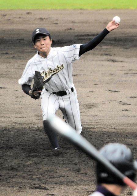 天理－飾磨工　準決勝に続いて完投した飾磨工のエース栗林