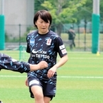 練習に本格合流したＩＮＡＣ神戸の新加入ＭＦ後藤三知＝神戸市東灘区、神戸レディースフットボールセンター