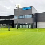 神戸製鋼が新たに整備したクラブハウス。新リーグ初代王者に向けた拠点となる＝神戸市東灘区、神鋼灘浜グラウンド