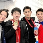 東京五輪の柔道で金メダルを目指す（左から）阿部詩、森和輝さん、片倉弘貴さん、阿部一二三＝２０２０年２月、ドイツ・デュッセルドルフ（近畿医療専門学校提供）
