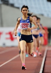 ６月の日本選手権女子１５００メートル決勝で２連覇を達成した田中希実＝大阪市のヤンマースタジアム長居