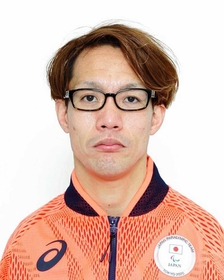 中村智太郎