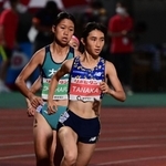 女子１０００メートルで力走する田中希実