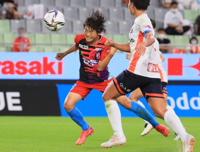 スポーツ 女子サッカーｗｅリーグ開幕 ｉｎａｃ神戸が大勝発進 １７歳浜野３点に絡む 神戸新聞next