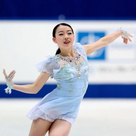 神戸新聞next スポーツ 紀平梨花がカナダに練習拠点移す 名伯楽オーサー氏に師事